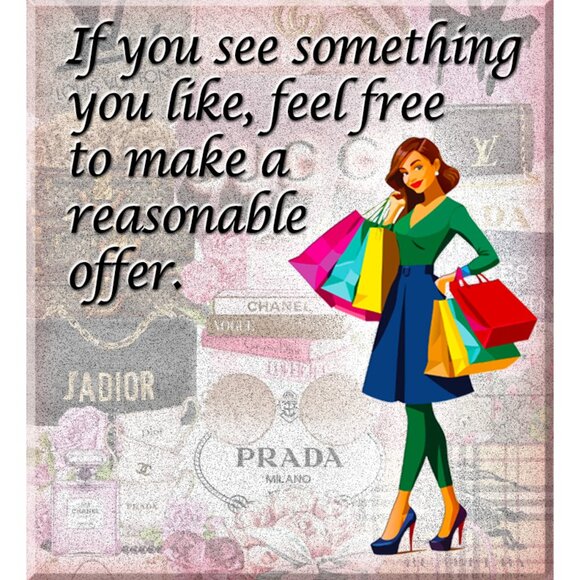 Alexis Bittar Solanas’s Gold & Crystal Cuff Bracelet - Picture 4 of 7